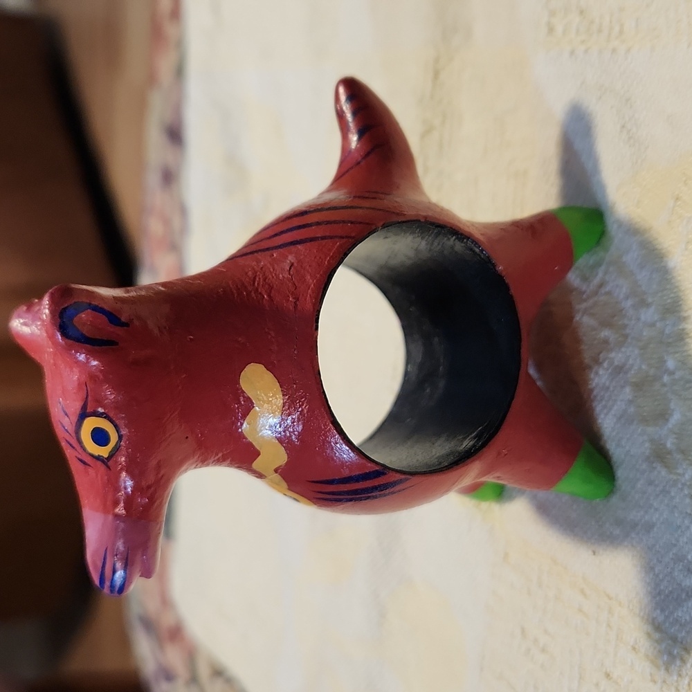 Victor Bonomo vintage wooden feel animal themed napkin ring tropical look - Picture 3 of 8